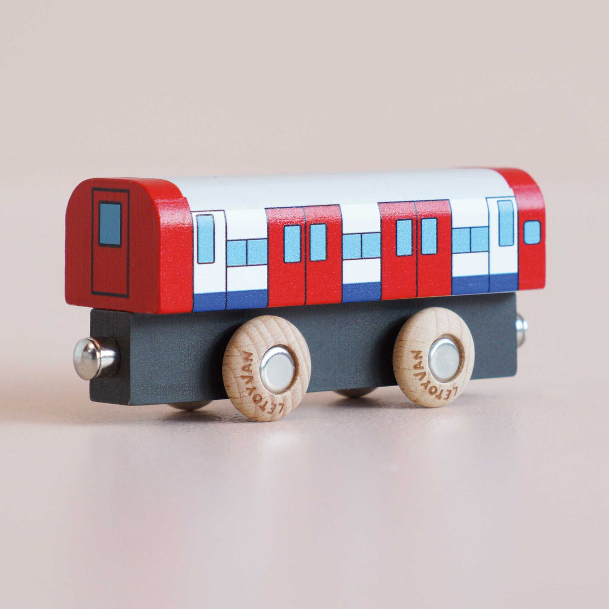 Tim Wooden Vehicle (GT290) Le Toy Van Lil Tulips