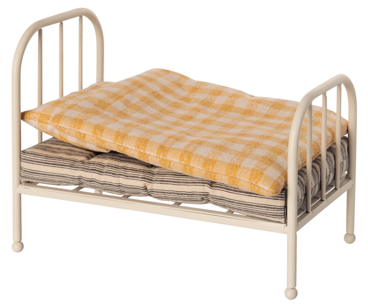 Vintage Bed, Teddy Junior Maileg Lil Tulips