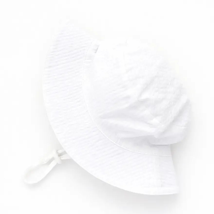 White Seersucker Bucket Hat Upf 50+ Huggalugs Lil Tulips