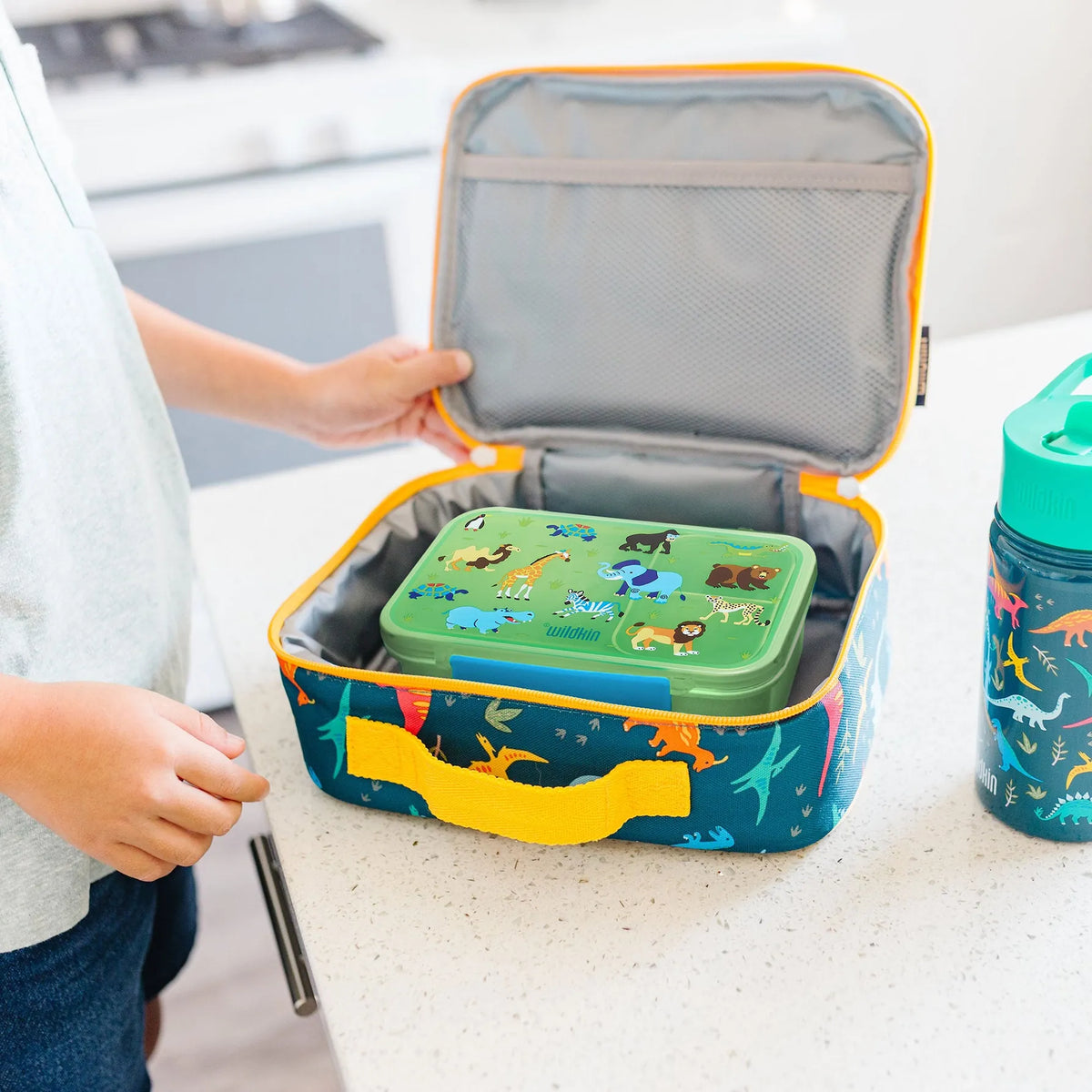 Wild Animals Reusable Food Container Bento Box Wildkin Lil Tulips