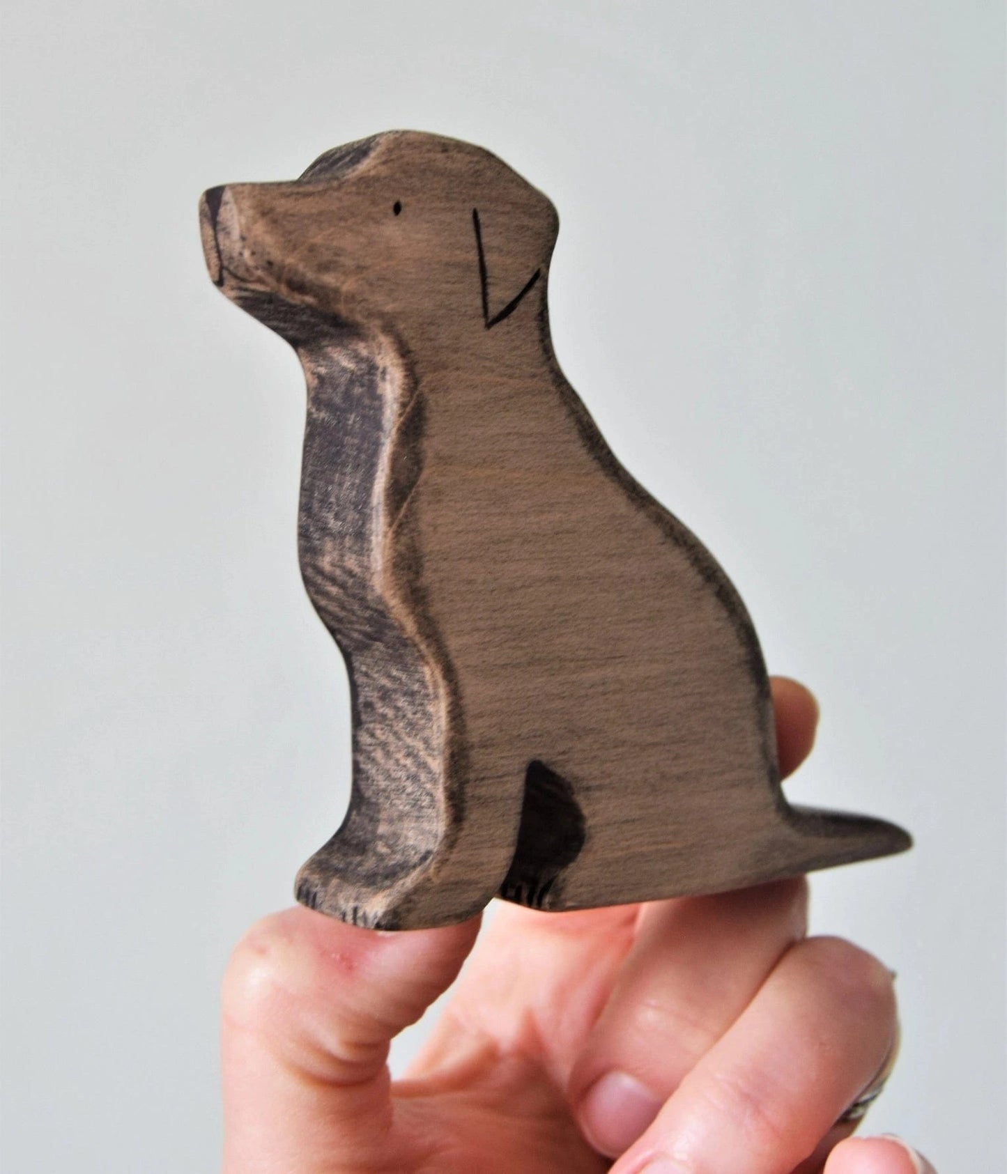 Wooden Black Labrador Eric & Albert Lil Tulips
