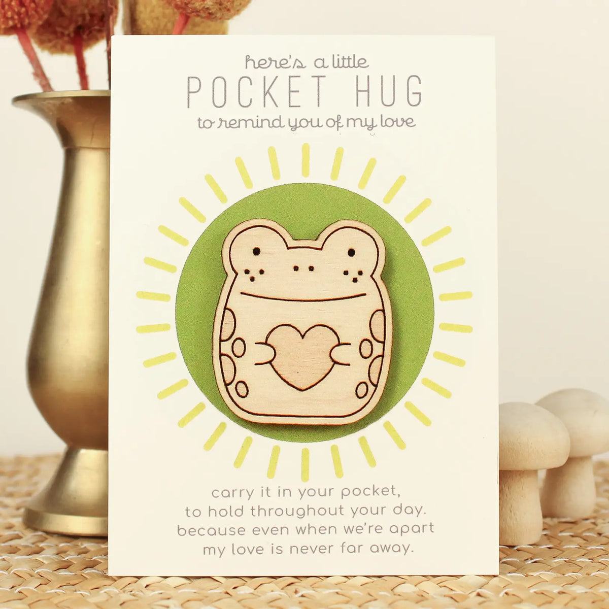 Wooden Pocket Hug – Frog oh, little wren Lil Tulips