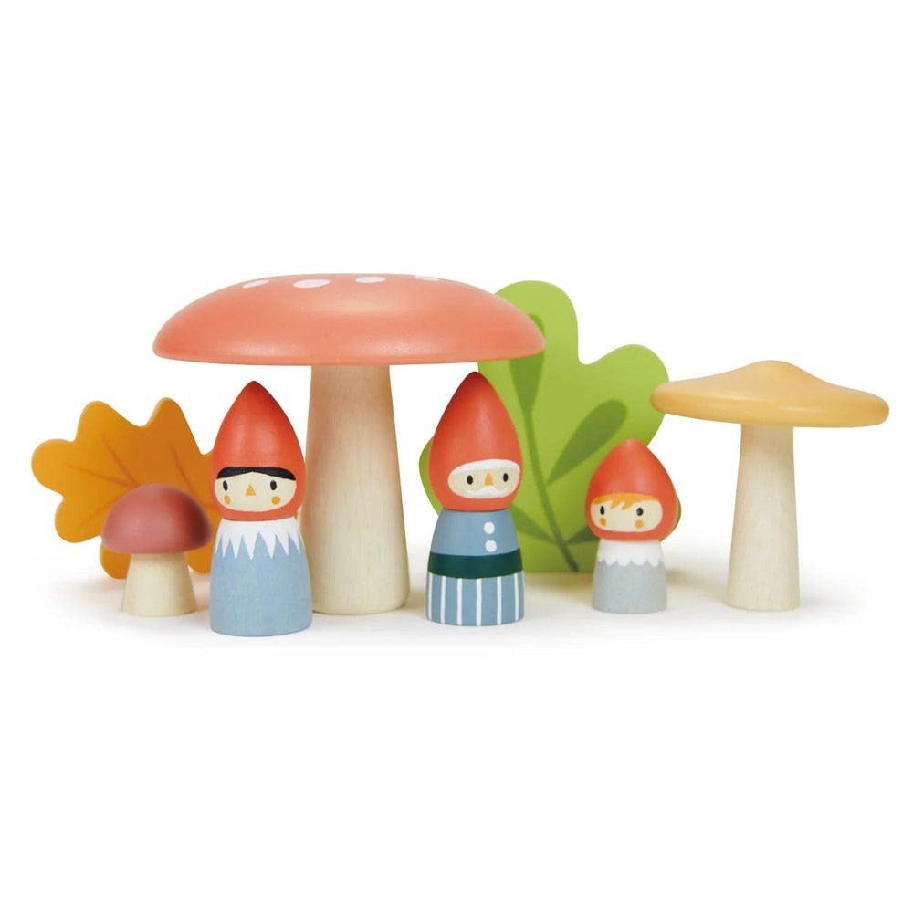Woodland Gnome Family Tender Leaf Lil Tulips
