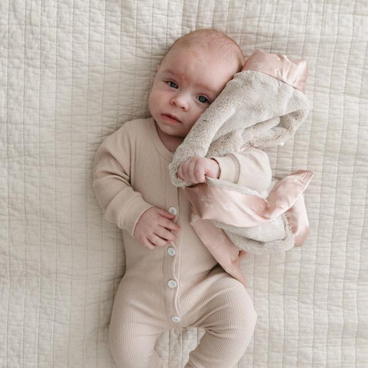 Dainty Floral Satin Border Blanket Saranoni Lil Tulips