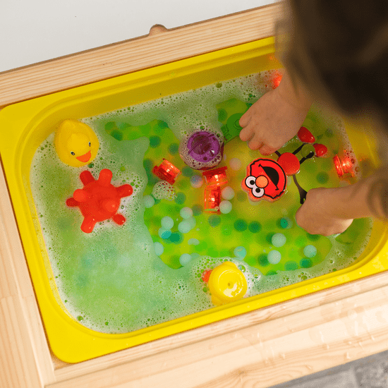 Elmo - Sesame Street Glo Pals Character Glo Pals Lil Tulips