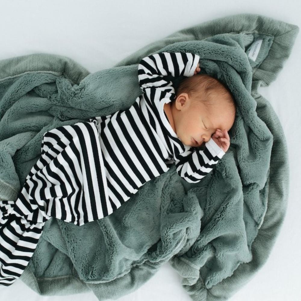 Eucalyptus Lush Blanket Saranoni Lil Tulips