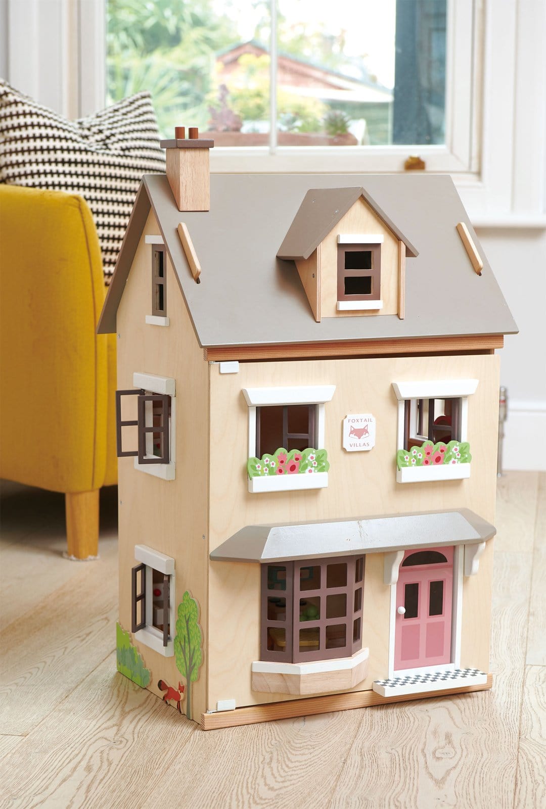 Foxtail Villa Dollhouse Tender Leaf Lil Tulips