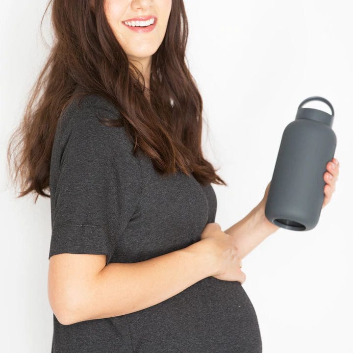 Mama Bottle | The Hydration Tracking Water Bottle for Pregnancy & Nursing (27oz) - Smoke bink Water Bottles Lil Tulips