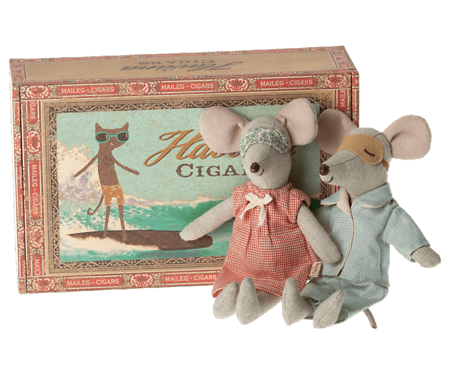 Mum & Dad Mice in Cigar Box Maileg Lil Tulips