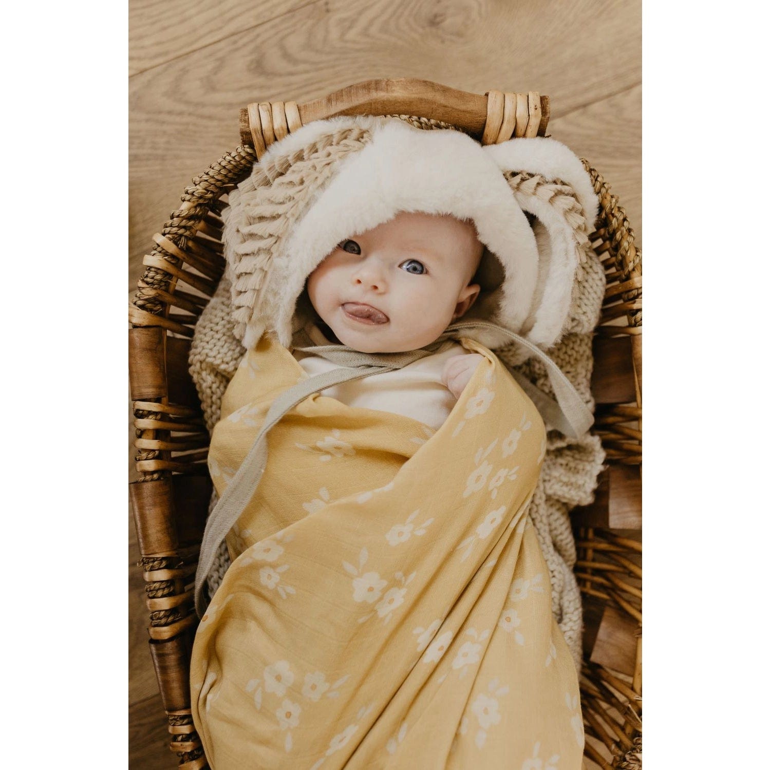 Muslin Swaddle Baby Blanket – Buttercup Mini Wander Lil Tulips