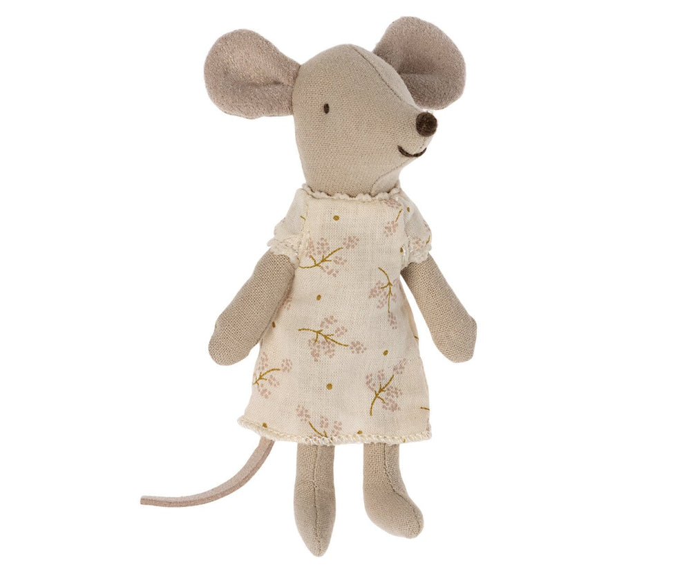 Nightgown for Little Sister Mouse Maileg Lil Tulips