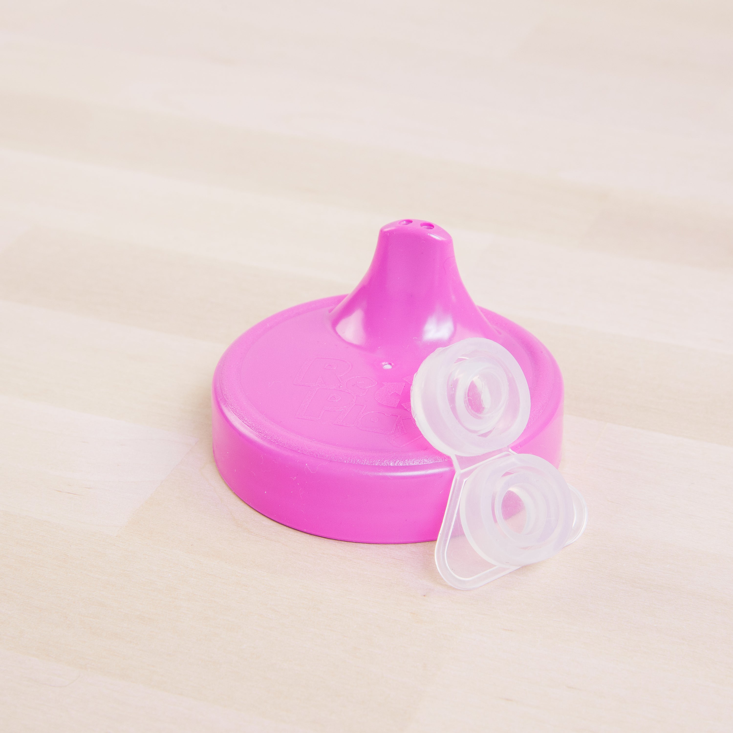 No-Spill Sippy Cup Lid + Valve