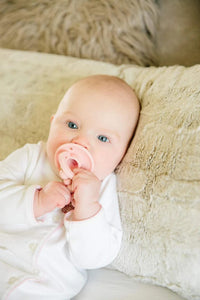 OLI Pacifier - Rose Oli Pacifier Pacifiers & Teethers Lil Tulips