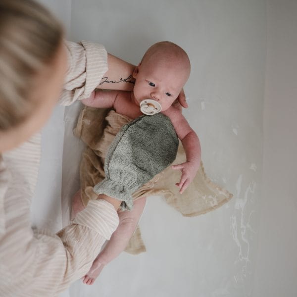 Organic Cotton Bath Mitt 2-Pack (Moss) Mushie Lil Tulips