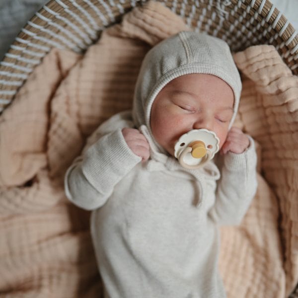 Ribbed Baby Bonnet (Beige Melange) Mushie Lil Tulips