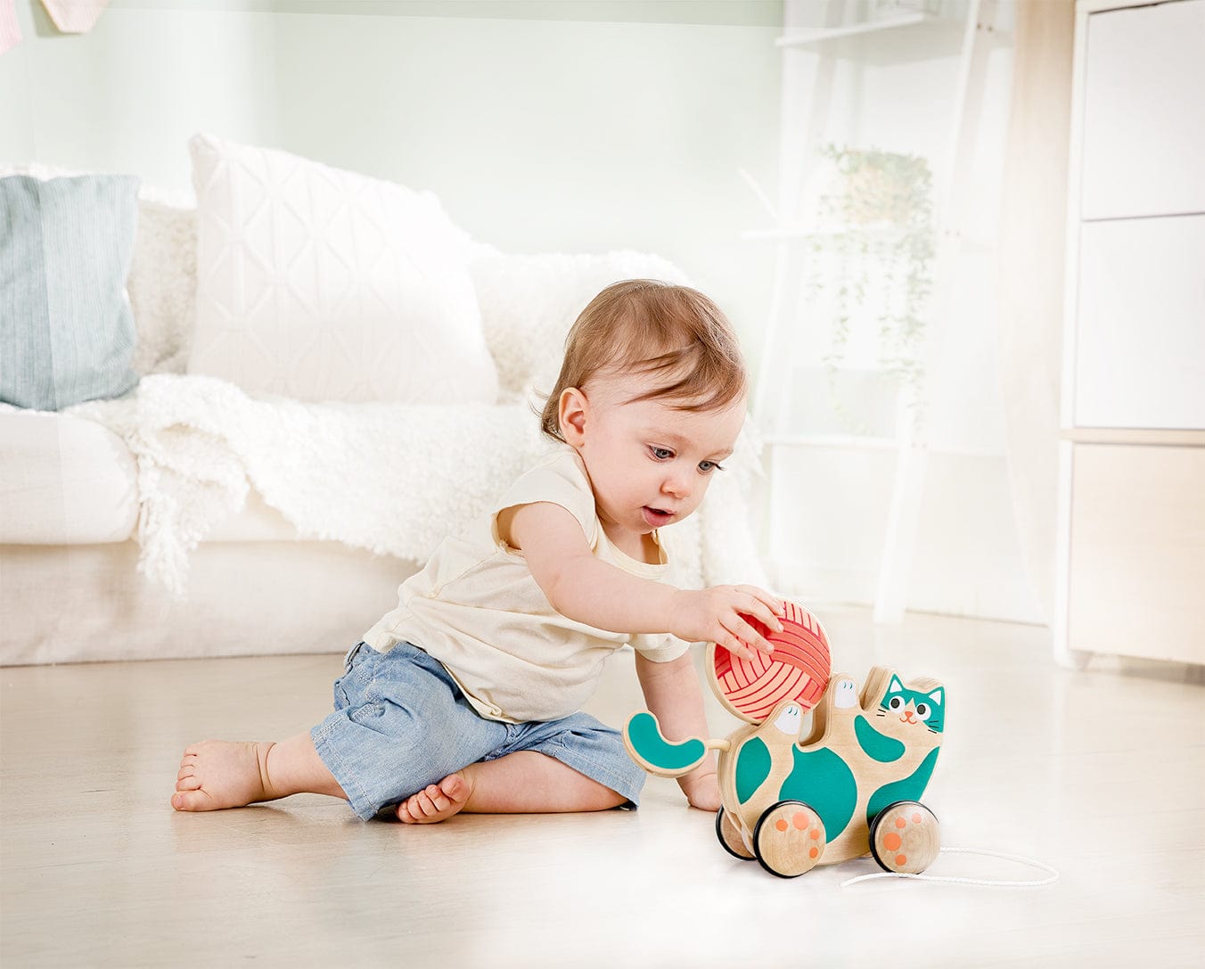 Roll & Rattle Kitten Hape Lil Tulips