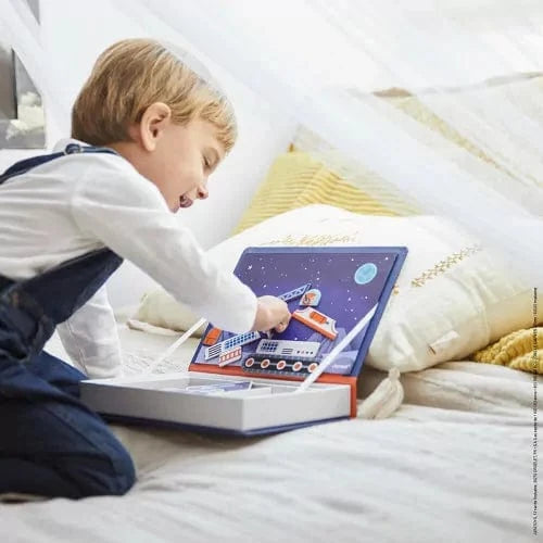 Space Magneti’Book Janod Magnet Toys Lil Tulips