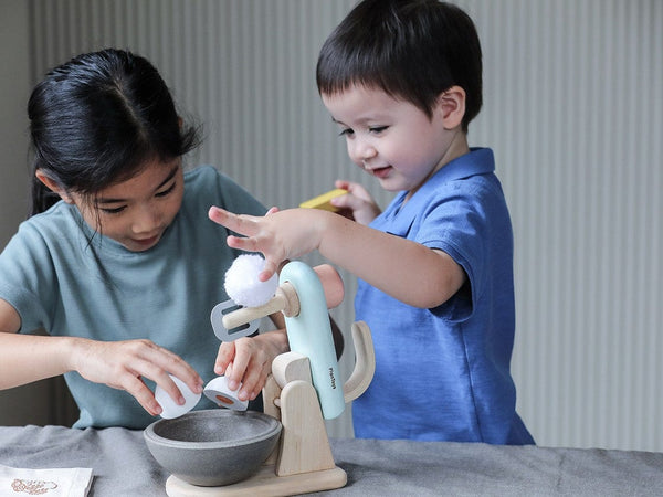 Stand Mixer Set Plan Toys Lil Tulips