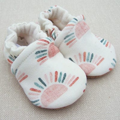 Sunrise Organic Slippers Snow + Arrow Lil Tulips